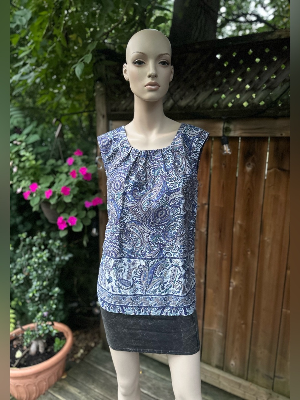 Talbots Blue Paisley Sleeveless Scoop-Neck Camisole